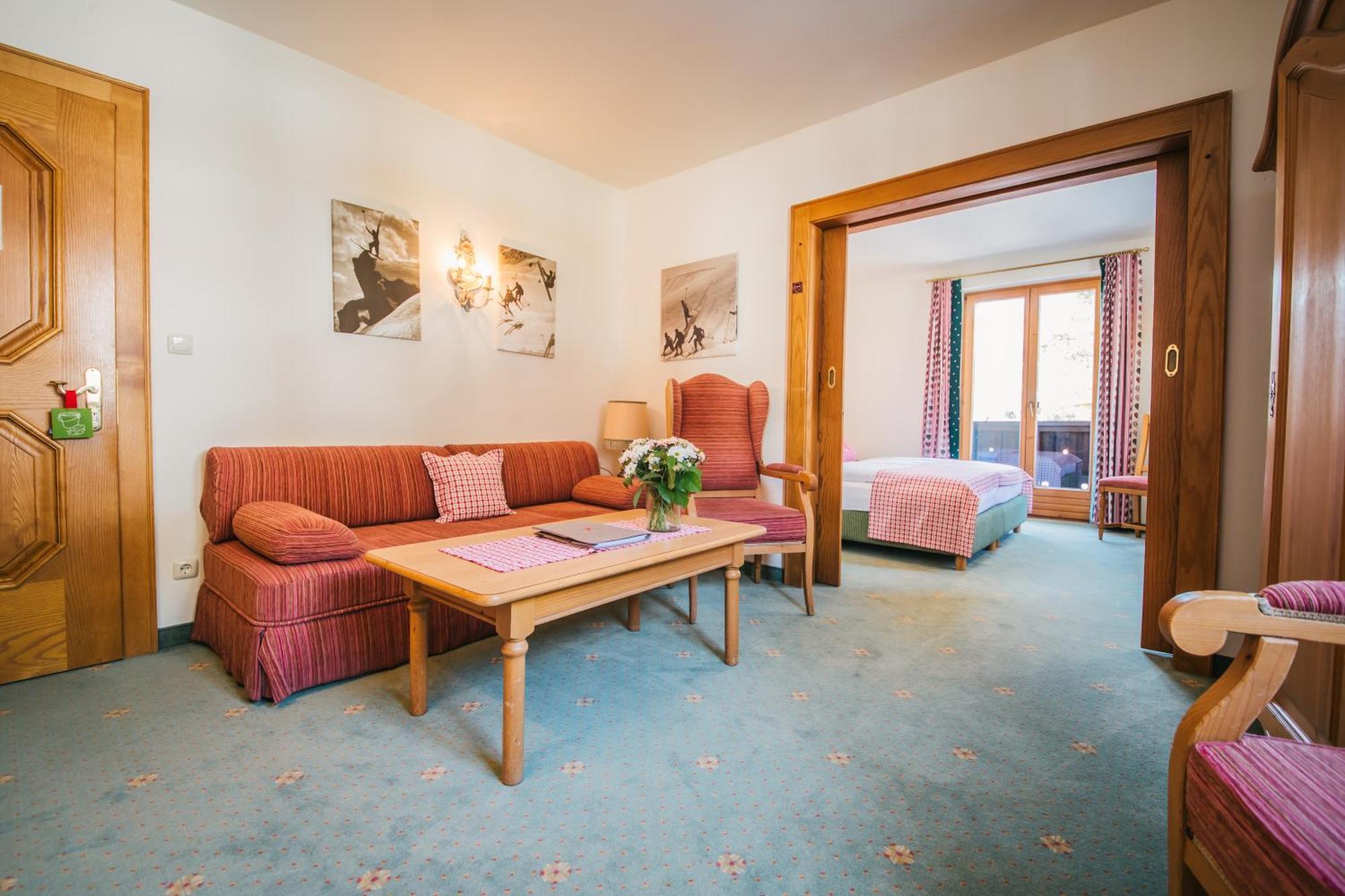 Hotel Dr Otto Murr B&B Sankt Anton am Arlberg Exterior photo