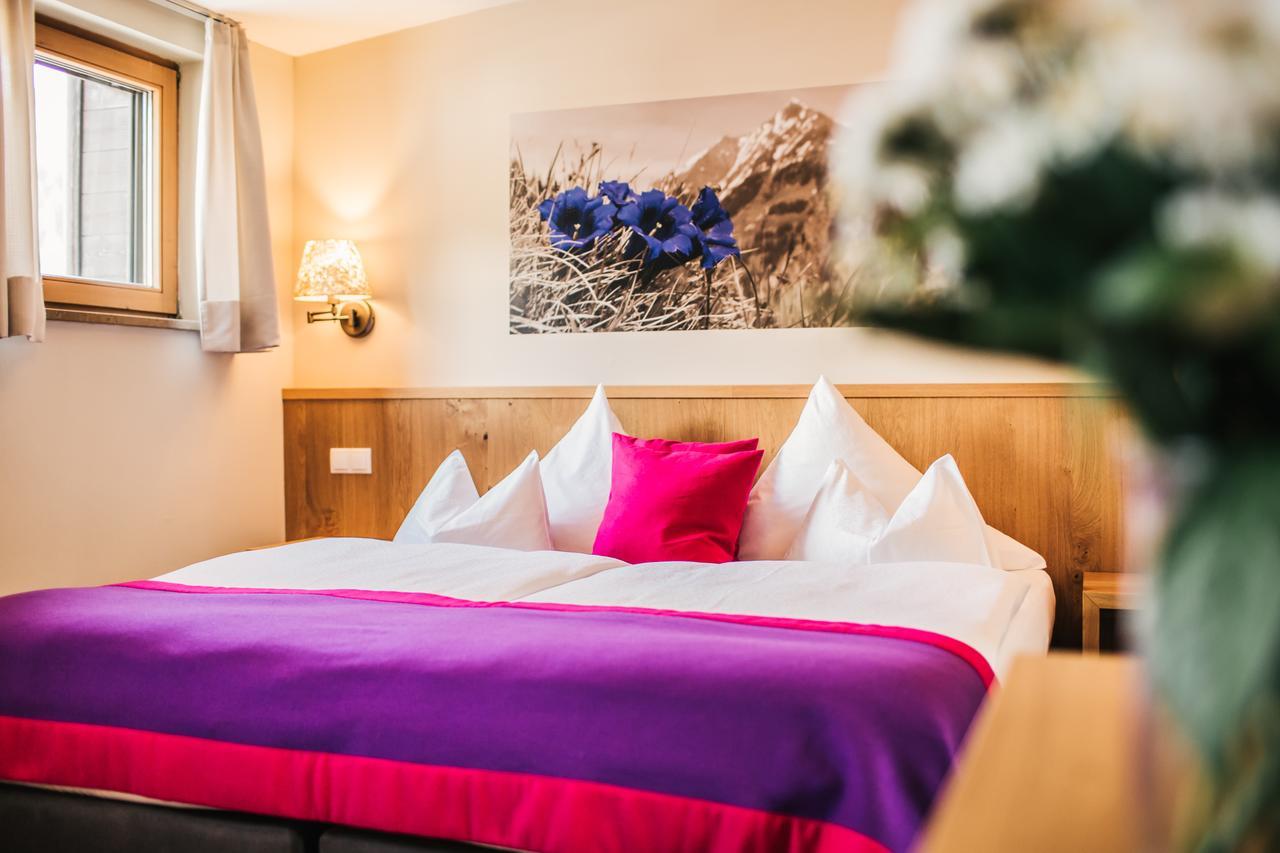 Hotel Dr Otto Murr B&B Sankt Anton am Arlberg Exterior photo