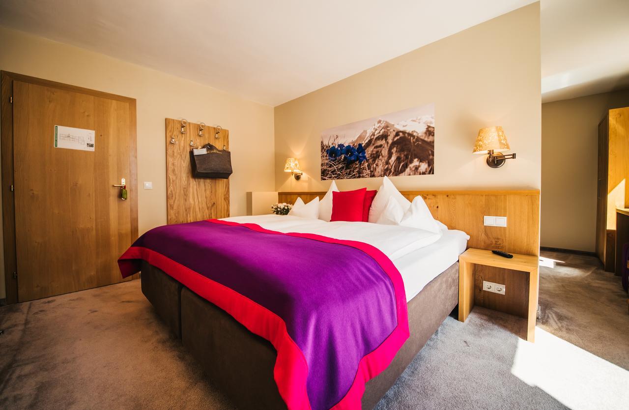 Hotel Dr Otto Murr B&B Sankt Anton am Arlberg Exterior photo